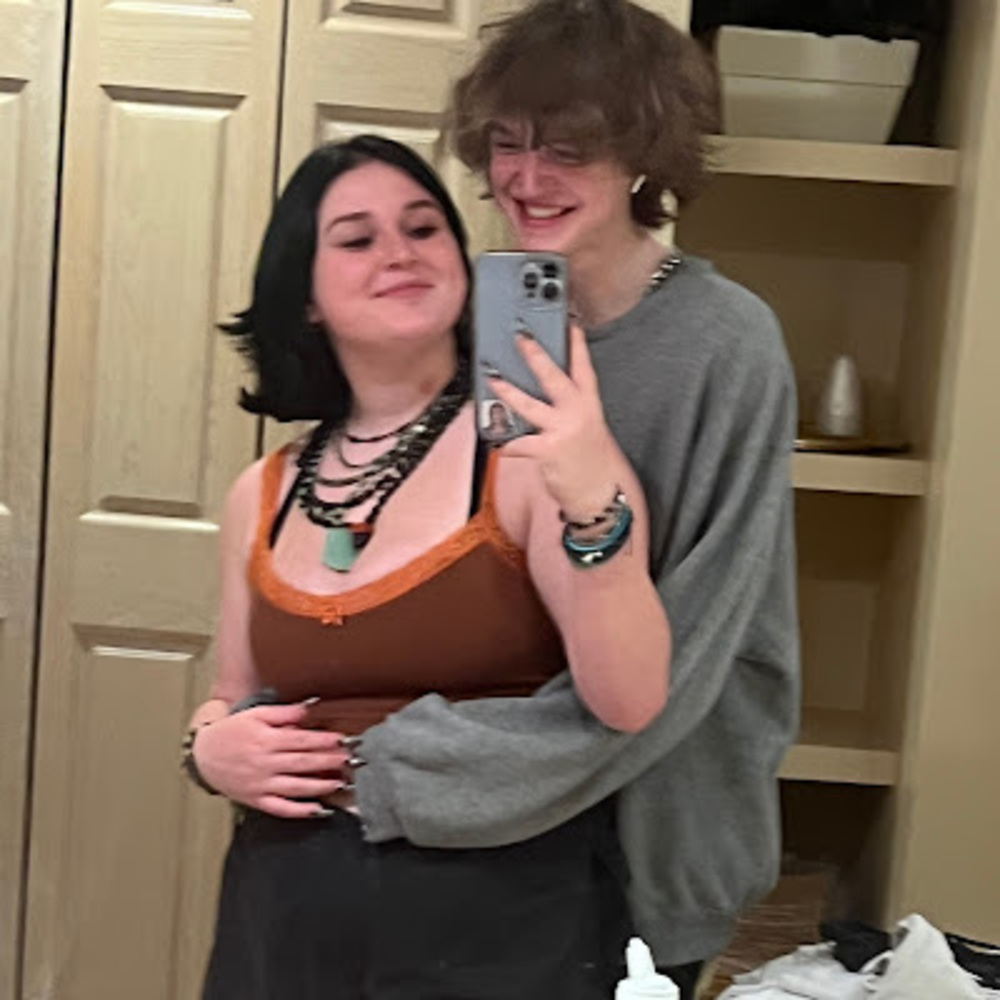 Meet your Posher, Kira